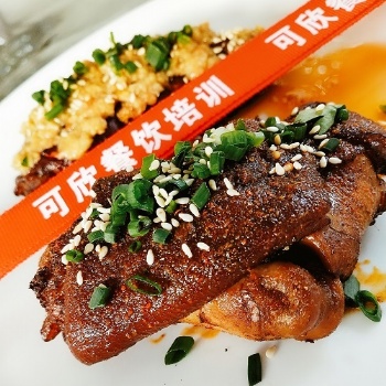 重慶美食特色秘制烤豬蹄培訓學習