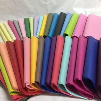 現貨供應17g彩色拷貝紙50*70cm 40幾種顏色可選擇拷貝紙黑色包裝紙 質優價廉