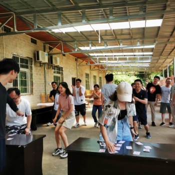 長沙狼團(tuán)拓展增強(qiáng)團(tuán)隊(duì)成員之間的信任、團(tuán)隊(duì)協(xié)作精神，加強(qiáng)內(nèi)部溝通
