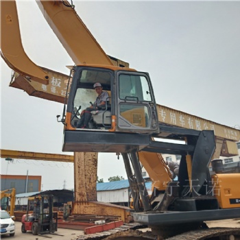 卸火車挖掘機(jī)駕駛室 升降駕駛室改裝廠家