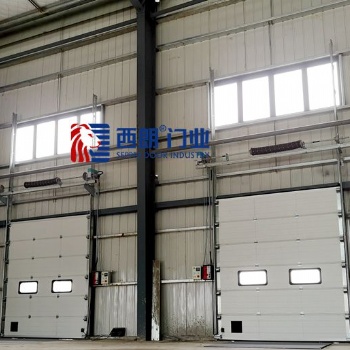 揚(yáng)州雙層鋼板保溫提升門