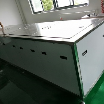蘇州金屬喇叭罩環(huán)保型溶劑除油污雜質光亮非標超聲波清洗機定制加工