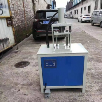 佛山威勁-爬架方管沖孔機、爬架數控沖孔機