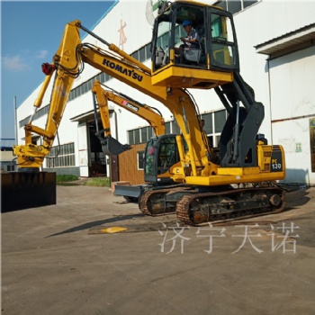 鐵路施工挖掘機(jī)設(shè)備 火車刮平駕駛室