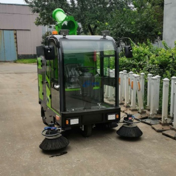 小型駕駛式掃地車(chē) 環(huán)保節(jié)能電動(dòng)掃地車(chē)