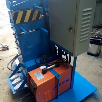 高頻焊接鋼管廠帶頭帶尾焊接機氬弧焊接機260C