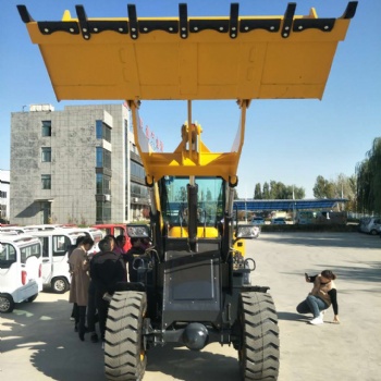 廠家跟蹤售后:通遼:加寬加大裝載機:土砂石裝載機: