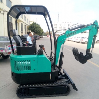 履帶運(yùn)輸車(chē)果園挖溝挖坑室內(nèi)破碎