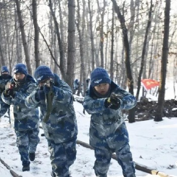 2021迷彩少年軍旅冬令營(yíng)
