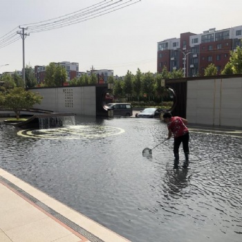 **支撐器廠家 **支撐器水景