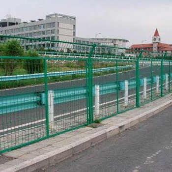公路護欄網廠家聯系方式
