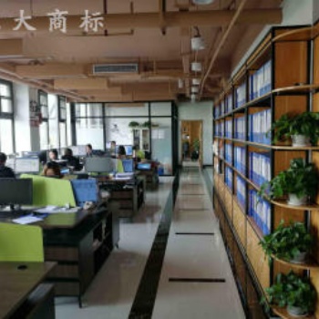加急辦理公司注冊記賬報稅食品證衛生證出版物許可證道路運輸許可證