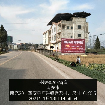 汽車墻體廣告，超持久的視覺沖擊；飲料墻體廣告強烈提升了觀眾的購買欲望