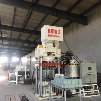 Y鑫源全自動舔鹽磚壓塊機 微量元素鹽磚機 礦物質營養鹽磚機