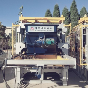 河北空心磚制磚機，耐磨損，維修方便