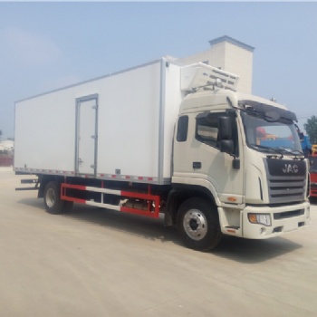 江淮格爾發(fā)7.4米冷藏車急售