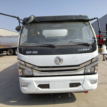 東風(fēng)八噸油罐車廠家**工程車工地車