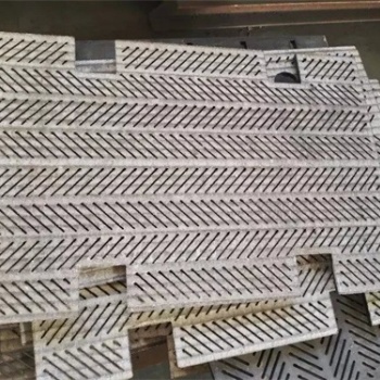 碳化鉻堆焊耐磨板 高質(zhì)量堆焊板