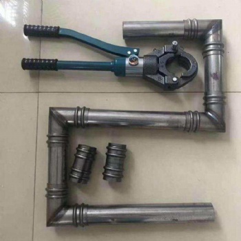 鴻資管道32冷卻管接頭 簡(jiǎn)單、方便操作不漏水