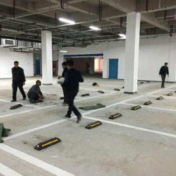 重慶熱熔劃線公司，停車位劃線，道路劃線，廠區劃線。