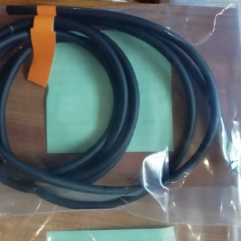 ：耐酸堿性，耐海水，抗UV亮面電線護套用TPU路博潤58315