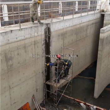 蘇州吳中水池伸縮縫堵漏墻體滲水堵漏