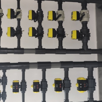 電動(dòng)閥閥門(mén)執(zhí)行器廠(chǎng)家快接精小型電動(dòng)PVC球閥