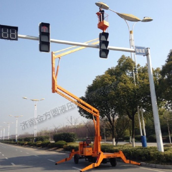 山東濟南金方圓自行曲臂式高空作業平臺