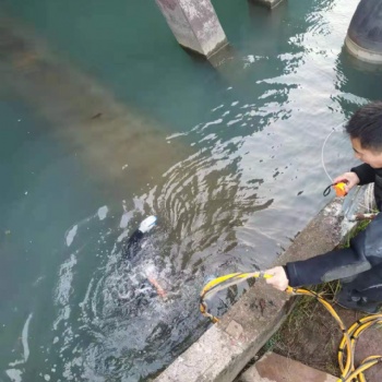專業從事水下焊接 水下施工
