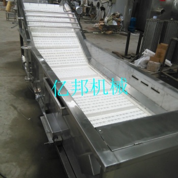 諸城億邦廠家熱賣產(chǎn)品果蔬氣泡高壓噴淋清洗機(jī)