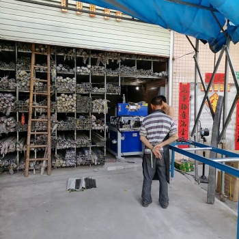 兩工位數控沖孔機,沖孔切料機,全自動沖孔機,不銹鋼沖孔機