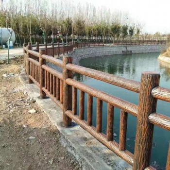 江西萍鄉(xiāng)水泥仿木護欄水泥樹皮護欄仿竹護欄圖片大全