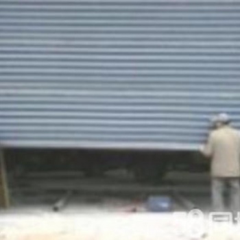 西安維修安裝電動(dòng)遙控門，更換電機(jī)
