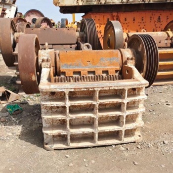 250×1000型鄂式破碎機(jī)