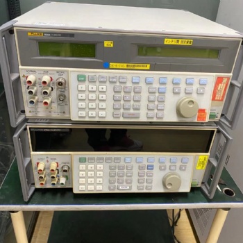 供應美國FLUKE5500A萬用表校準器