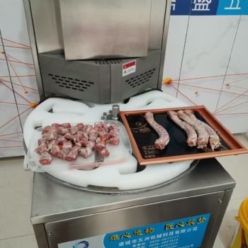 一種鹵制品加工過程中的鴨脖切段機的制作方法 諸城五洲機械