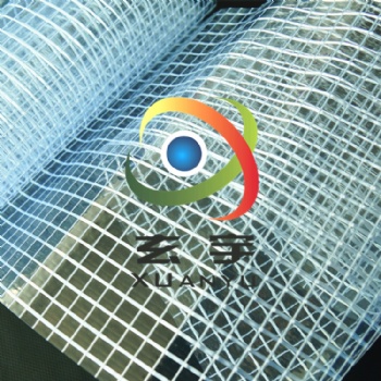 廠家供應(yīng)透明PVC夾網(wǎng)布 大方格夾網(wǎng)布 彩色透明夾網(wǎng)布 箱包面料 文件袋 防水箱包面料