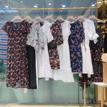 [年中促銷活動]熟知的女裝品牌摩凡21夏女裝折扣尾貨貨源直供（100件起批）