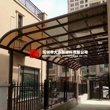 深圳茶色耐力板高檔隔熱隔音防火采光頂棚廠家