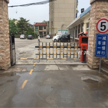 停車場出入口柵欄道閘02