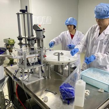 面部精華 身體修復液 防曬 面霜 眼霜 生產代加工 貼牌生產承接OEM和ODM貼