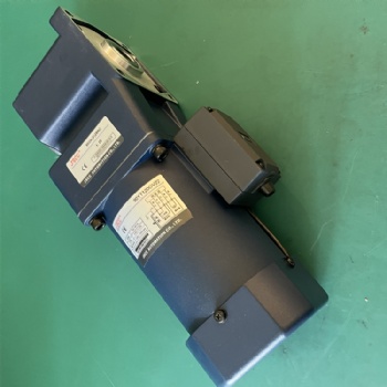 JSCC精研調速剎車電機100YF200GV22/100GF36RC直角減速機