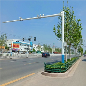 交通道路6米L型監控桿子廠家定做