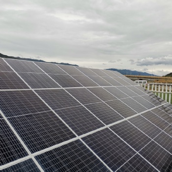 廠家**太陽能光伏發電系統8KW家用離網太陽能發電系統