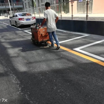 廣州番禺天河海珠黃埔小區(qū)停車場學(xué)校劃線畫車位