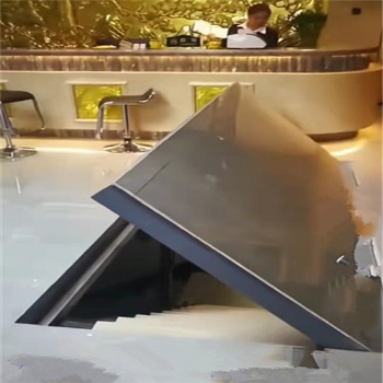 隱藏式地下室門安裝過程