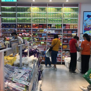 營口kkv貨架精品店店面布局時尚款式莫凡貨架生產廠家供應