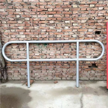 高速公路插拔護(hù)欄 活動(dòng)式熱鍍鋅護(hù)欄 應(yīng)急開口插拔圍欄