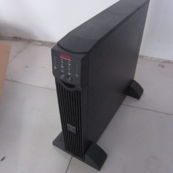 APCUPS不間斷電源URT2000UXICH機架式長延時外接電池