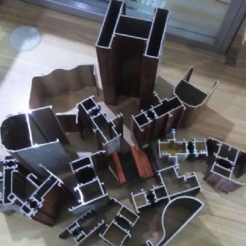 西南斷橋門窗鋁型材經(jīng)銷批發(fā)建筑幕墻鋁型材參考價(jià)格